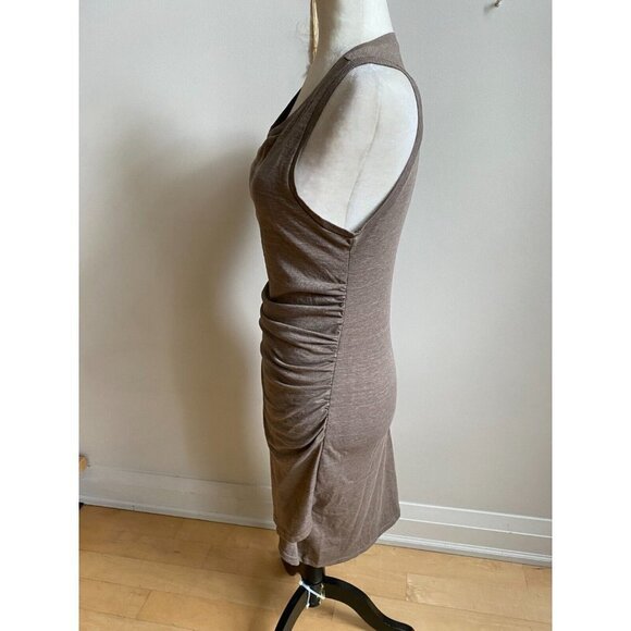 LEITH bodycon ruched tank dress BNWOT sz Medium tulip hem - Picture 3 of 6